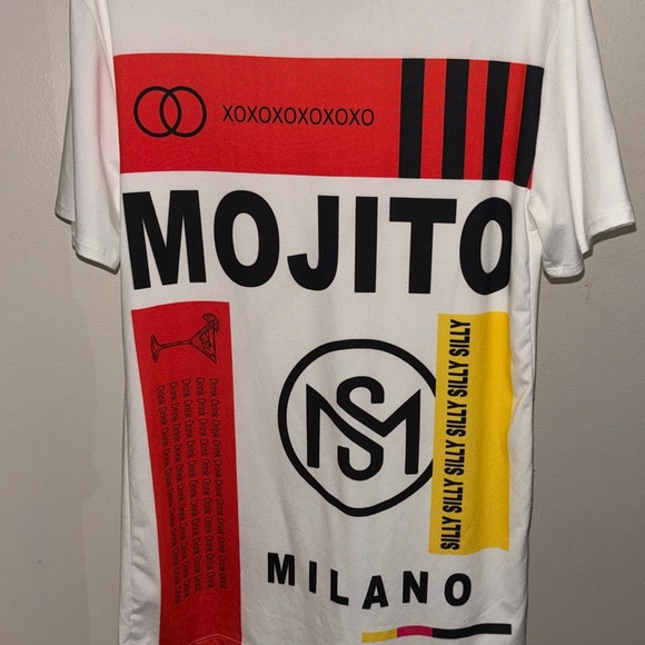 Tshirt - Picture 1 of 4